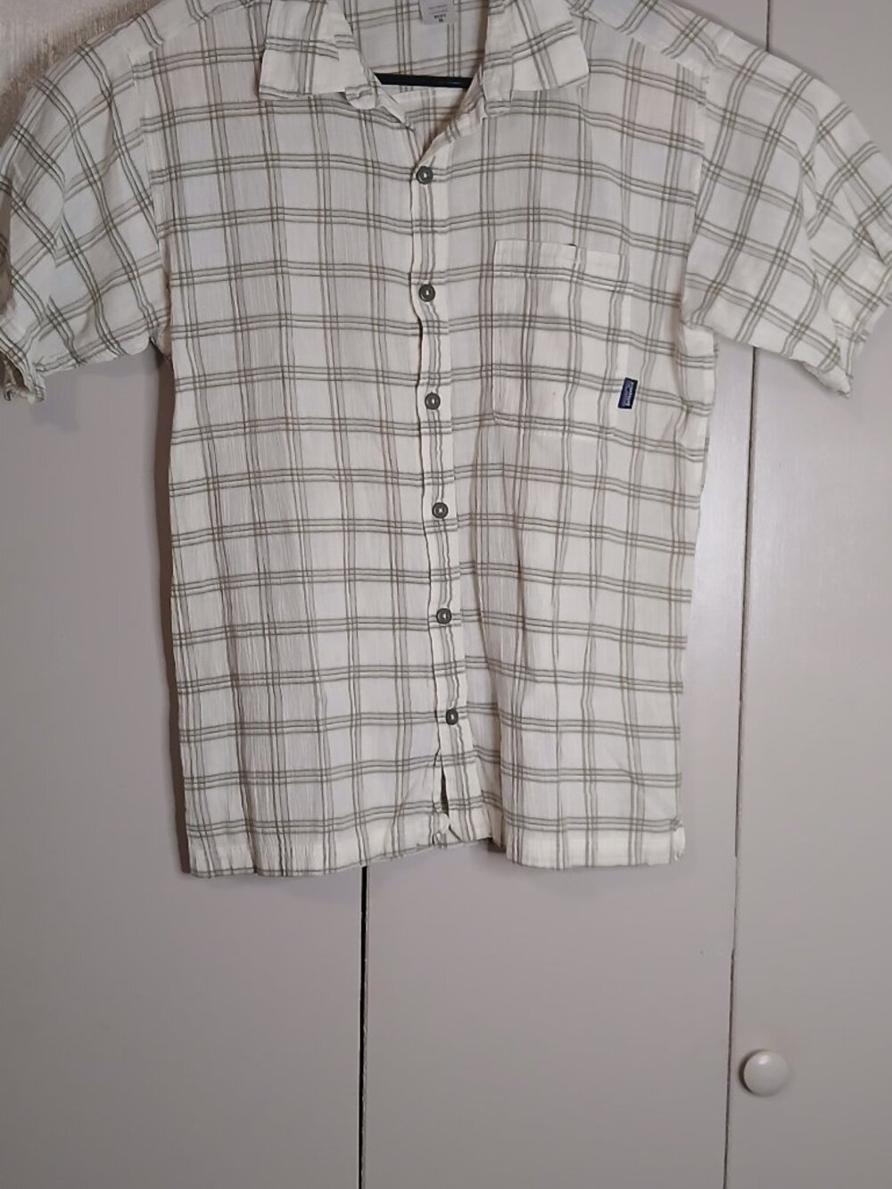 Patagonia Organic Cotton Men's Medium White Plaid Short Sleeve Shirt (0907A7)